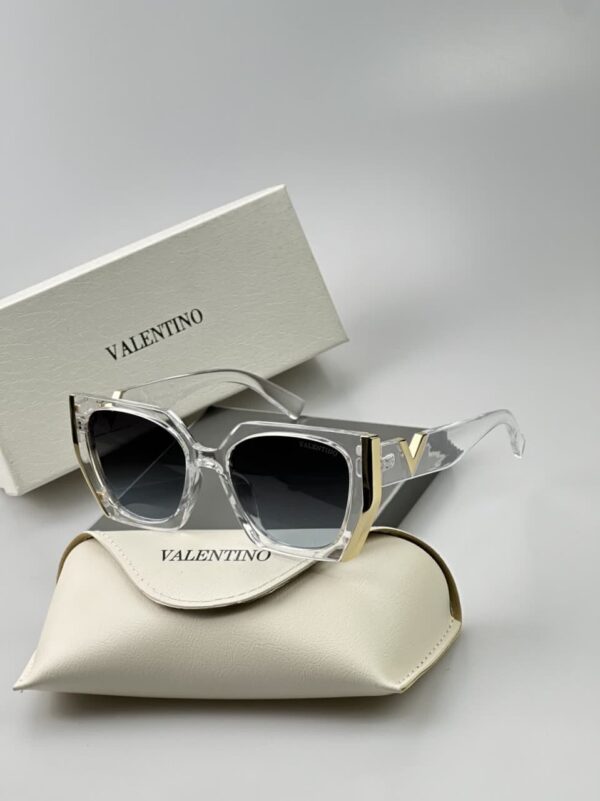 عینک آفتابی زنانه ولنتینو valentino - Image 4