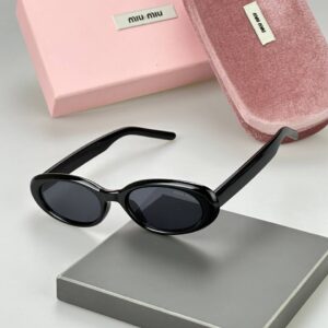 عینک آفتابی زنانه میومیو4