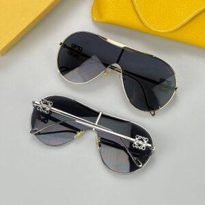 عینک آفتابی زنانه Loewe2