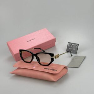 عینک آفتابی زنانه میومیو 08